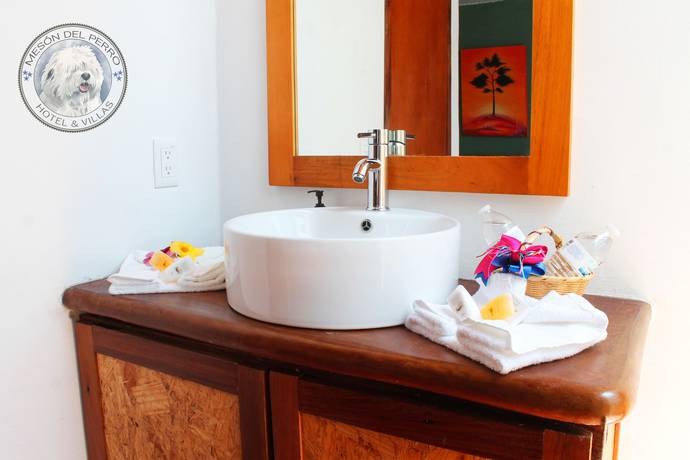 Imagen de la habitación del Hotel Samanu. Foto 15