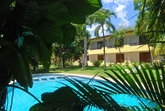 Imagen de la piscina del Hotel Samara Beach. Foto 14