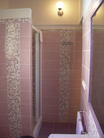 Imagen de la habitación del Hotel Samarcanda. Foto 6