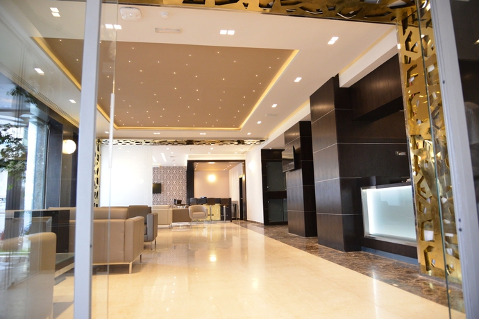 Imagen de los interiores del Hotel Samarons. Foto 12