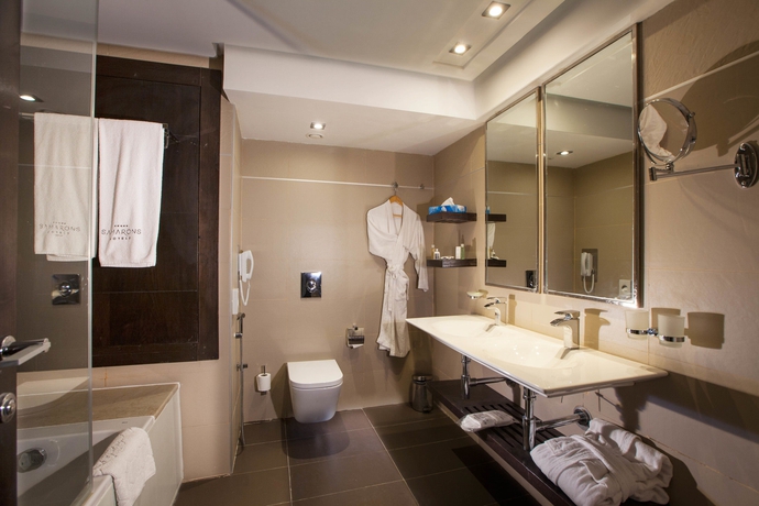 Imagen de la habitación del Hotel Samarons. Foto 7