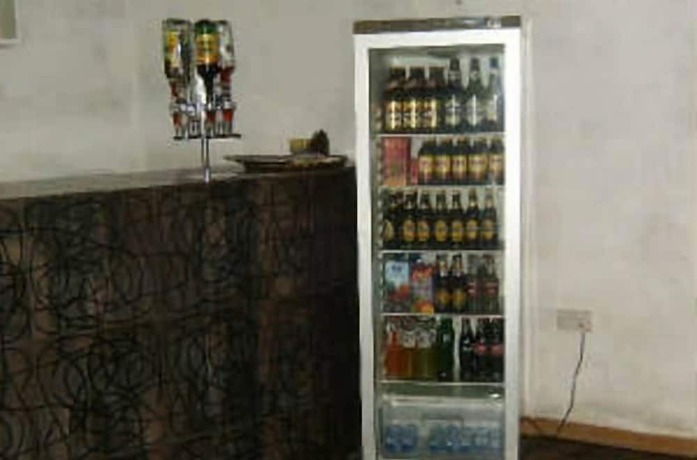 Imagen del bar/restaurante del Hotel Samartine. Foto 4
