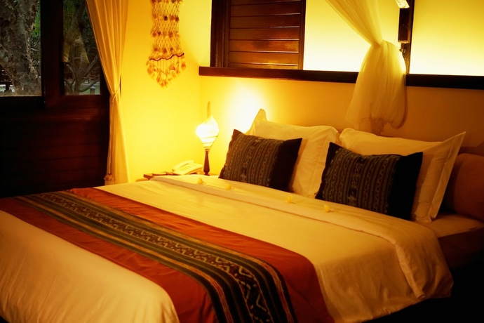 Imagen de la habitación del Hotel Samawa Seaside Resort. Foto 3