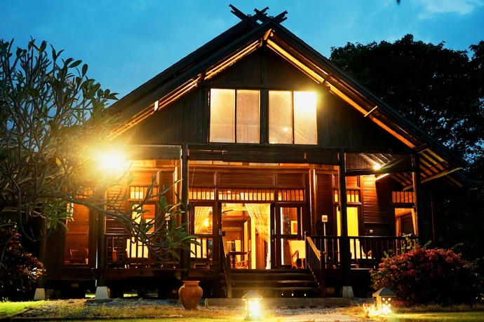 Imagen de la habitación del Hotel Samawa Seaside Resort. Foto 4