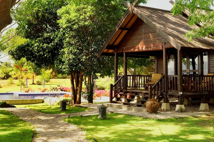 Imagen de la habitación del Hotel Samawa Seaside Resort. Foto 14