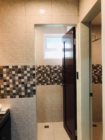 Imagen de la habitación del Hotel Samba Bluewater Resort. Foto 5