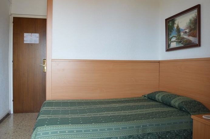 Imagen de la habitación del Hotel Samba. Foto 10