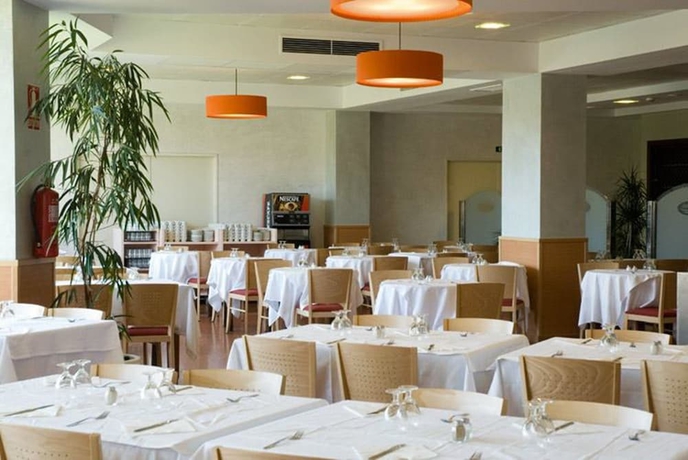 Imagen del bar/restaurante del Hotel Samba. Foto 5