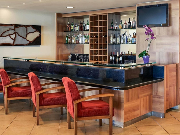 Imagen del bar/restaurante del Hotel Samba Maca&eacute;. Foto 11