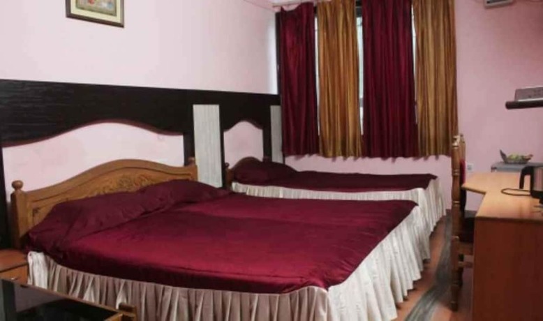 Imagen de la habitación del Hotel Sambit Royal. Foto 9
