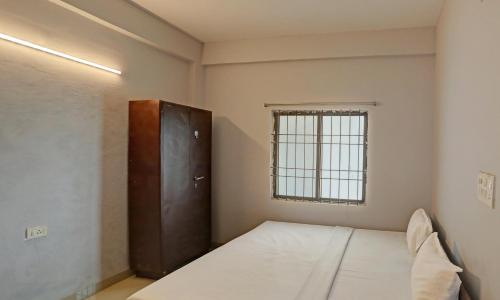 Imagen de la habitación del Hotel Sambodhi Palace. Foto 6