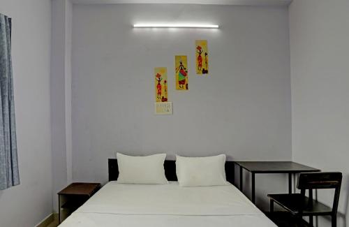 Imagen de la habitación del Hotel Sambodhi Palace. Foto 15