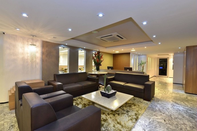 Imagen de los interiores del Hotel Sambura Praia. Foto 11