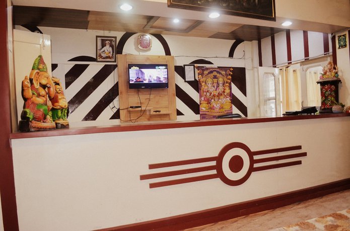 Imagen de los interiores del Hotel Sambyal Wings. Foto 17