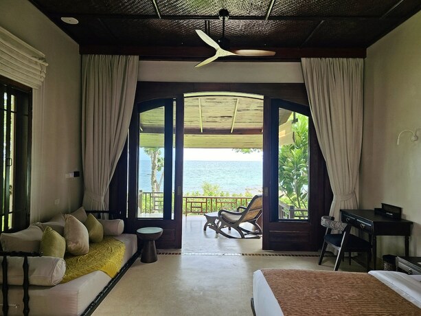 Imagen de la habitación del Hotel Samed Tamarind Beach Resort. Foto 19
