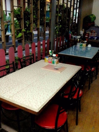 Imagen del bar/restaurante del Hotel Samed Thanee. Foto 3