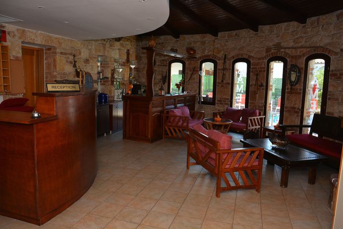 Imagen de los interiores del Hotel Samel. Foto 16