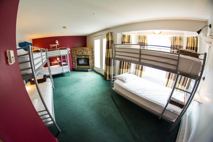 Imagen de la habitación del Hotel Samesun Banff - Hostel. Foto 3