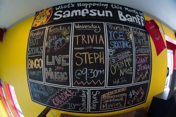 Imagen de los interiores del Hotel Samesun Banff - Hostel. Foto 11