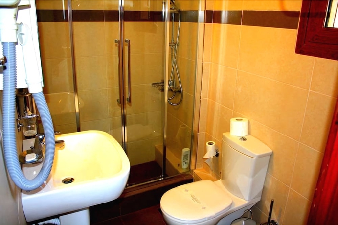 Imagen de la habitación del Hotel Sami Beach. Foto 15