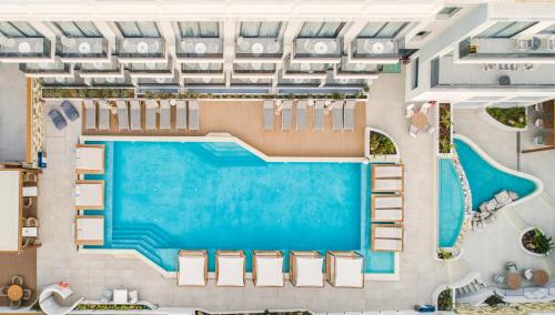 Imagen general del Hotel Samian Mare and Suites. Foto 1