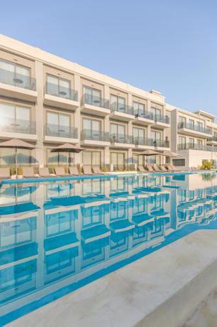 Imagen general del Hotel Samian Mare and Suites. Foto 4