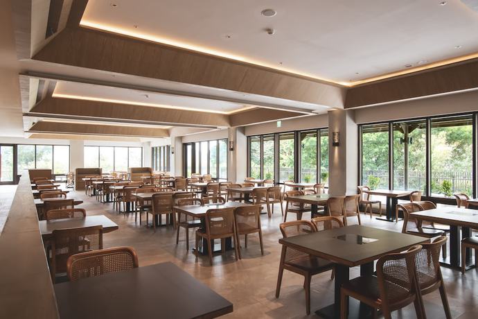 Imagen del bar/restaurante del Hotel Samiling Resort. Foto 8