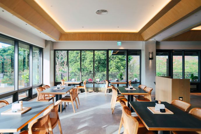 Imagen del bar/restaurante del Hotel Samiling Resort. Foto 11