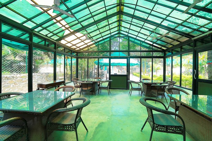 Imagen del bar/restaurante del Hotel Samiralok. Foto 2