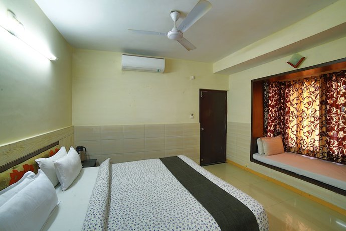 Imagen de la habitación del Hotel Samiralok. Foto 9