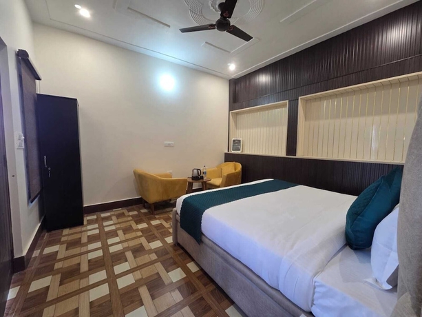 Imagen de la habitación del Hotel Samlaun. Foto 2