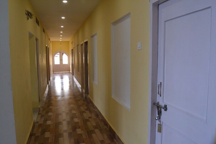 Imagen de los interiores del Hotel Samman. Foto 34