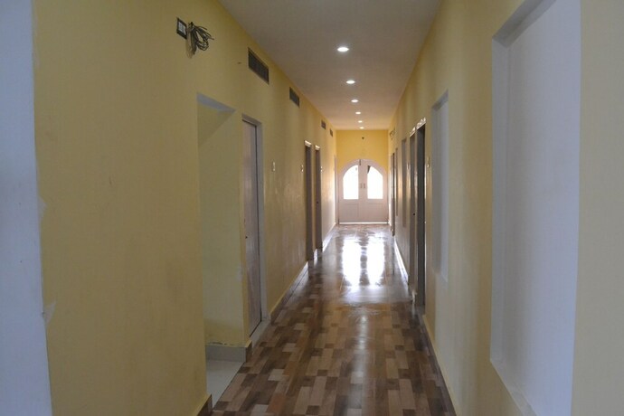 Imagen de los interiores del Hotel Samman. Foto 36