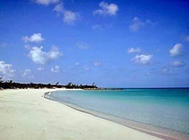 Imagen de los exteriores del Hotel Sammy T's Beach Resort. Foto 8