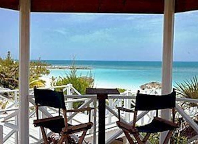 Imagen de los exteriores del Hotel Sammy T's Beach Resort. Foto 9