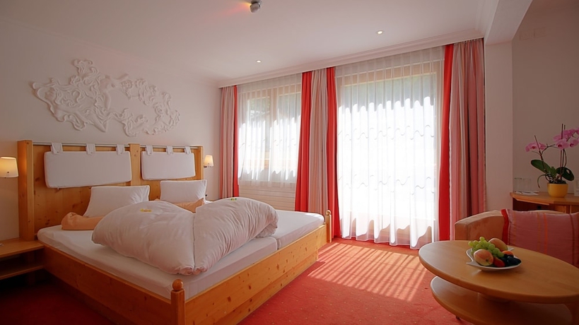 Imagen de la habitación del Hotel Samnaunerhof Vital-hotel. Foto 12