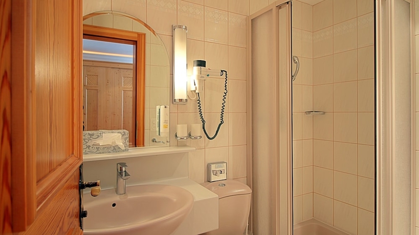 Imagen de la habitación del Hotel Samnaunerhof Vital-hotel. Foto 13