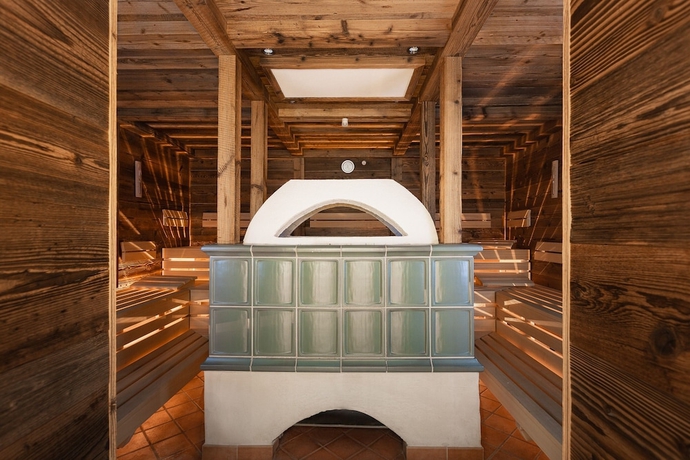 Imagen de la piscina del Hotel Samnaunerhof Vital-hotel. Foto 17