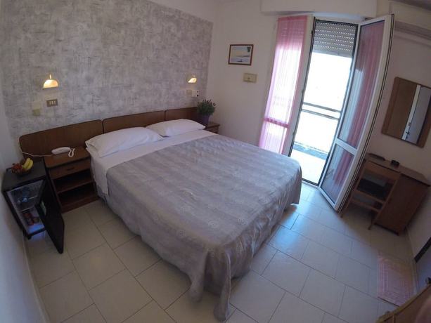 Imagen de la habitación del Hotel Samoa. Foto 15