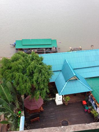 Imagen del bar/restaurante del Hotel Samoar Riverside. Foto 4