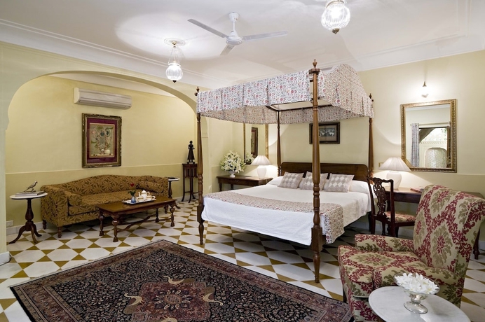 Imagen de la habitación del Hotel Samode Haveli. Foto 8