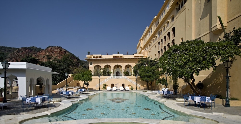 Imagen de la piscina del Hotel Samode Palace. Foto 19