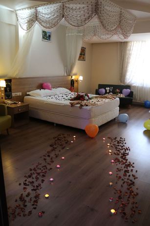 Imagen de la habitación del Hotel Samos, Adiyaman. Foto 15