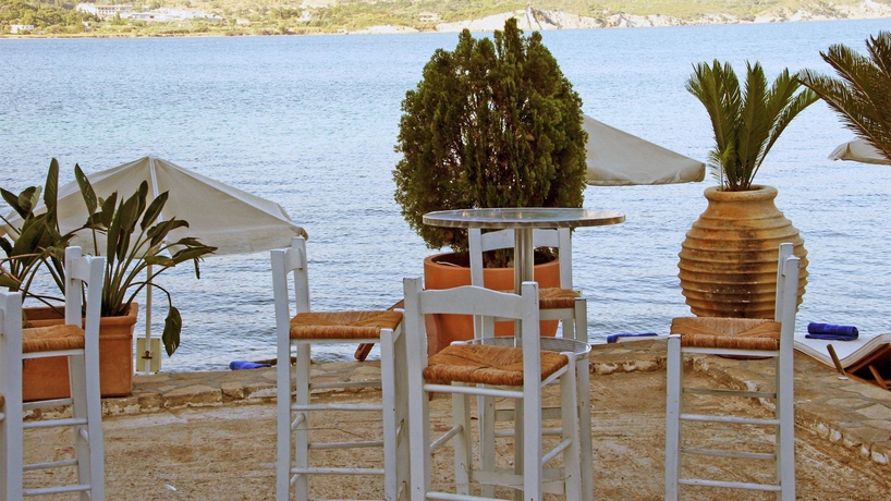 Imagen del bar/restaurante del Hotel Samos Bay. Foto 3