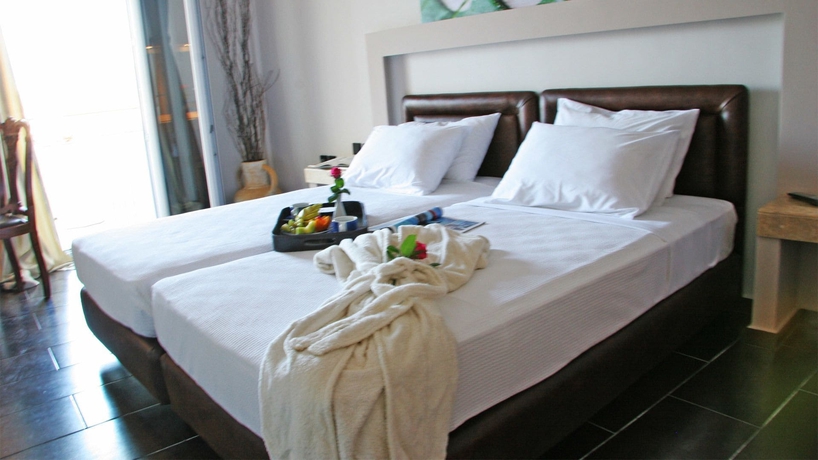 Imagen de la habitación del Hotel Samos Bay. Foto 11