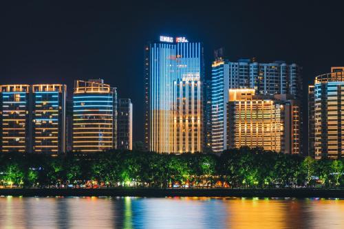 Imagen general del Hotel S&N Jiujiang. Foto 10