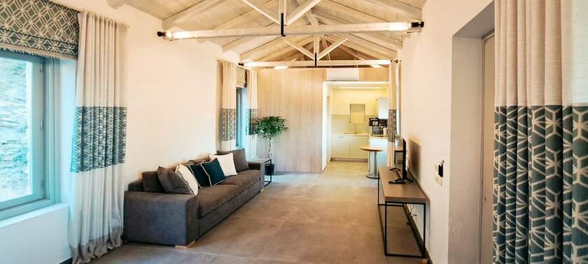 Imagen de la habitación del Hotel Sampatiki Suites - 4 Star Seaview Luxury Suites With Breakfast And Spa. Foto 15