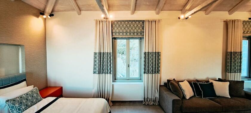 Imagen de la habitación del Hotel Sampatiki Suites - 4 Star Seaview Luxury Suites With Breakfast And Spa. Foto 18