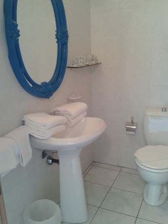 Imagen de la habitación del Hotel Sampiero. Foto 6