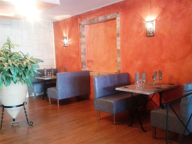 Imagen del bar/restaurante del Hotel Sampiero. Foto 2